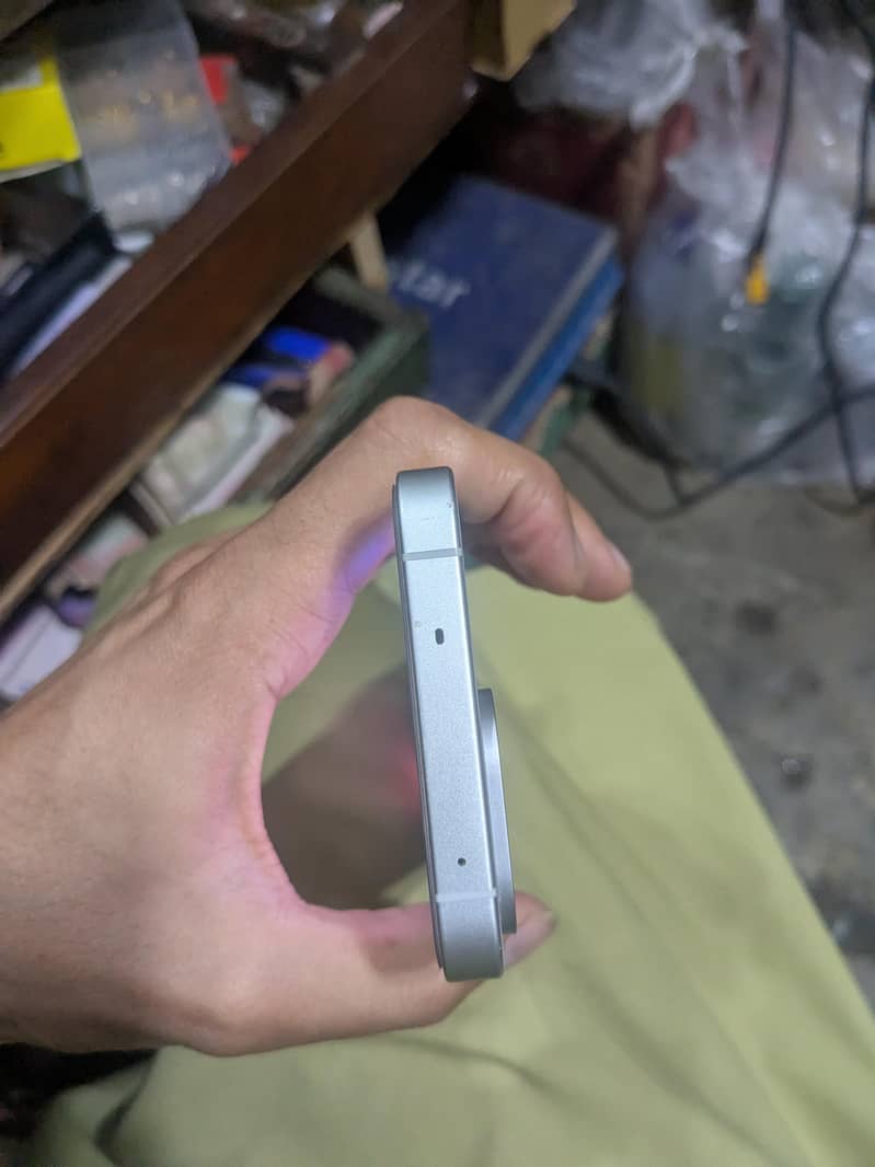 One Plus 13s 5
