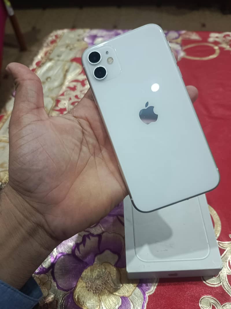 Apple iPhone 11 5