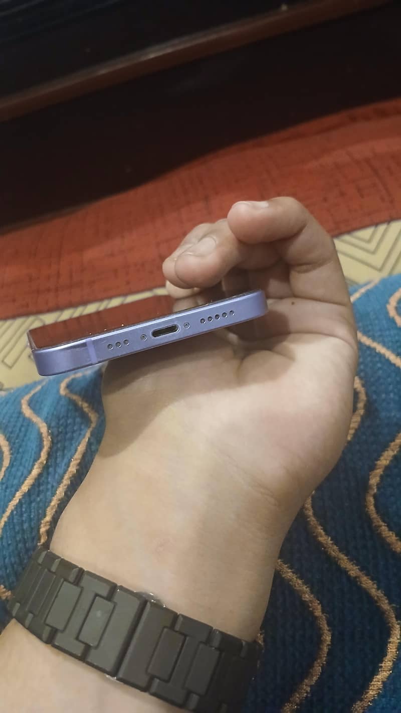 Apple iPhone 12 2