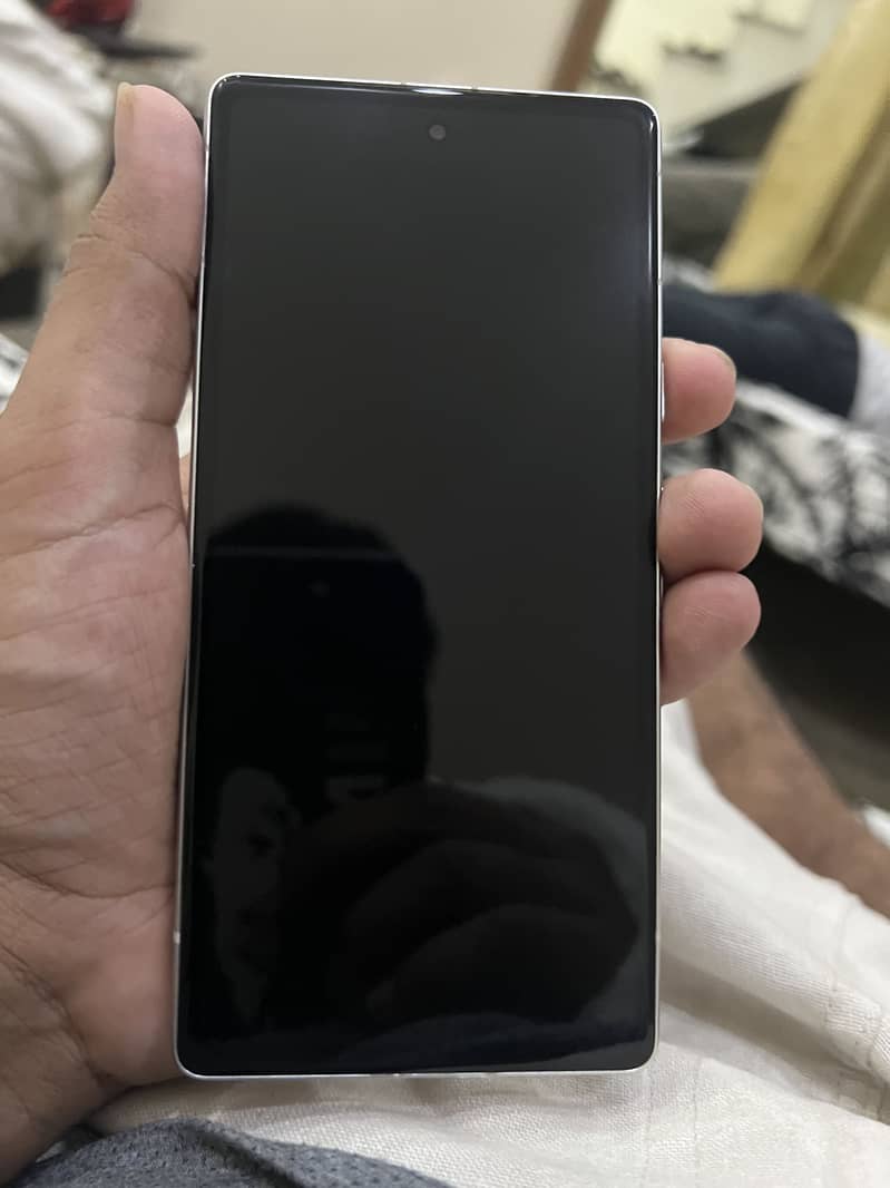 Google Pixel 7a 5