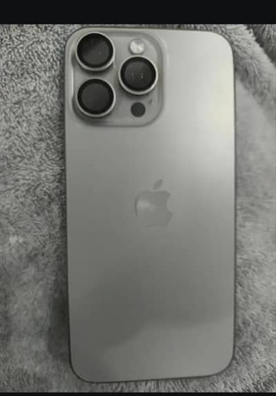 Apple iPhone 15 Pro Max