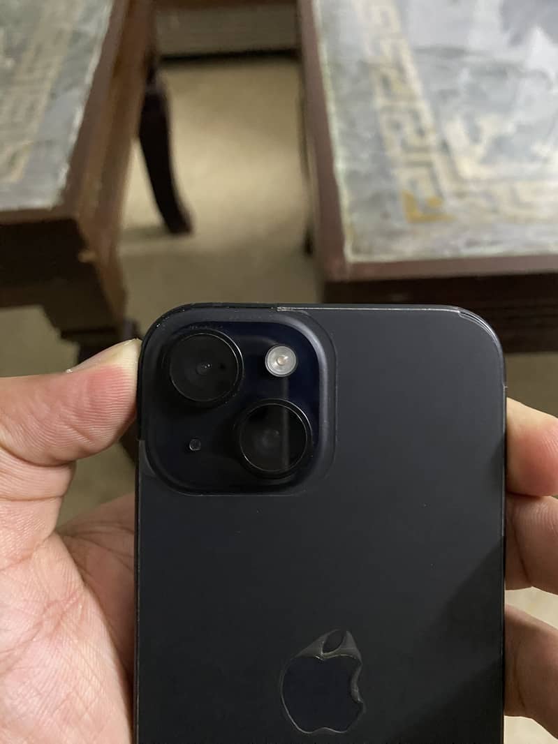 Apple iPhone 15 2
