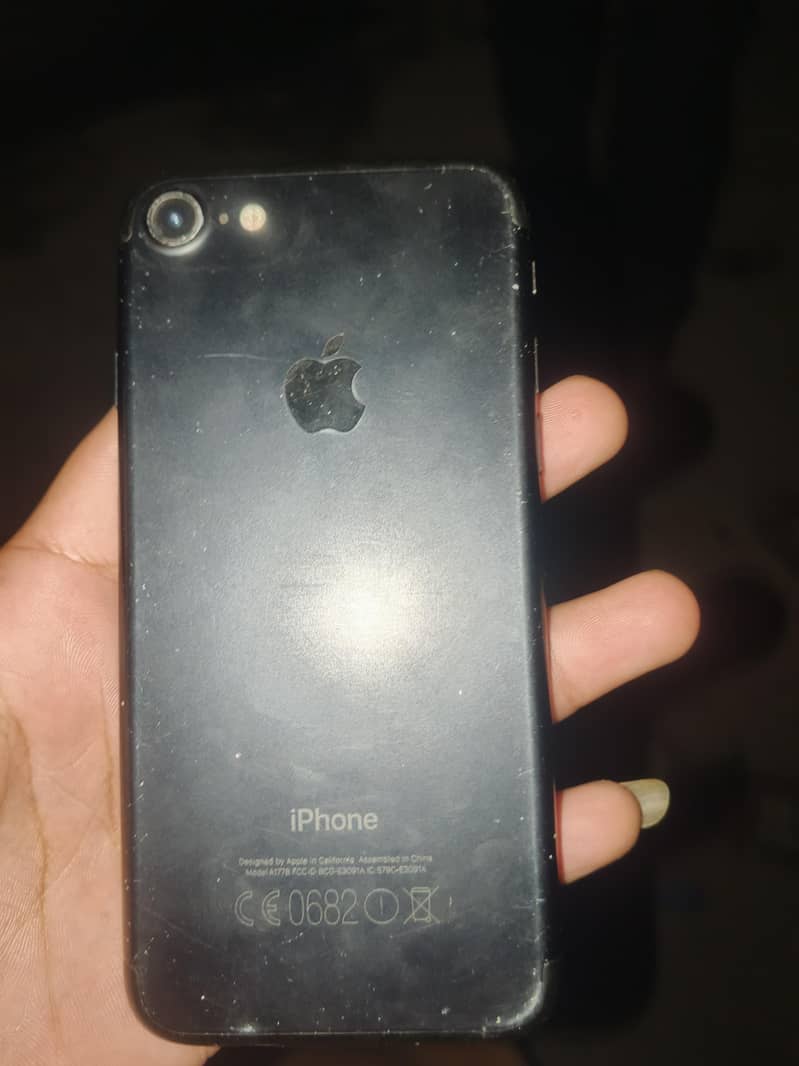 Apple iPhone 6 0