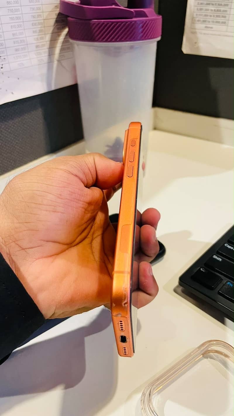 Apple iPhone 17 Pro 8