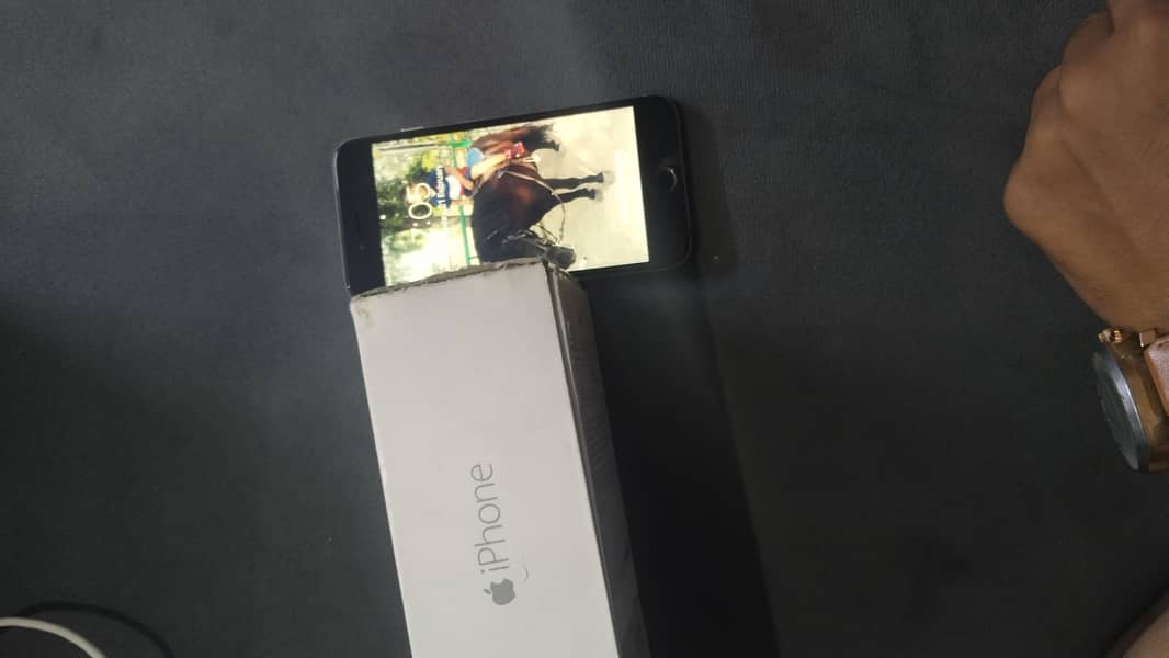 Apple iPhone 6 4