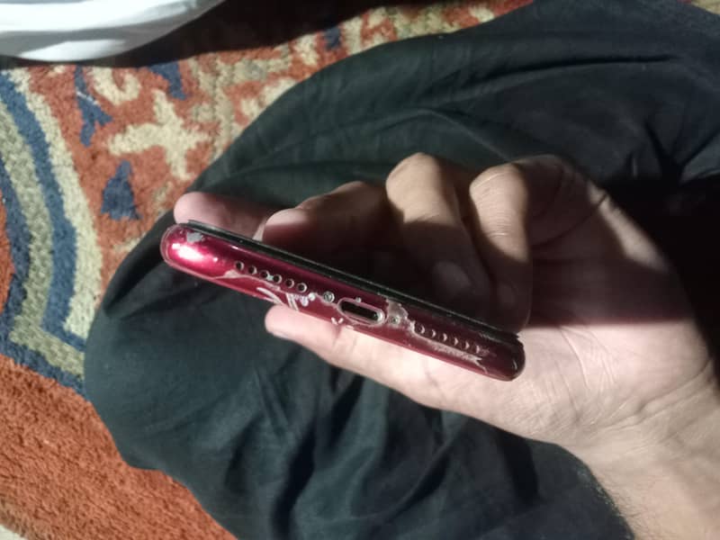 Apple iPhone 11 7