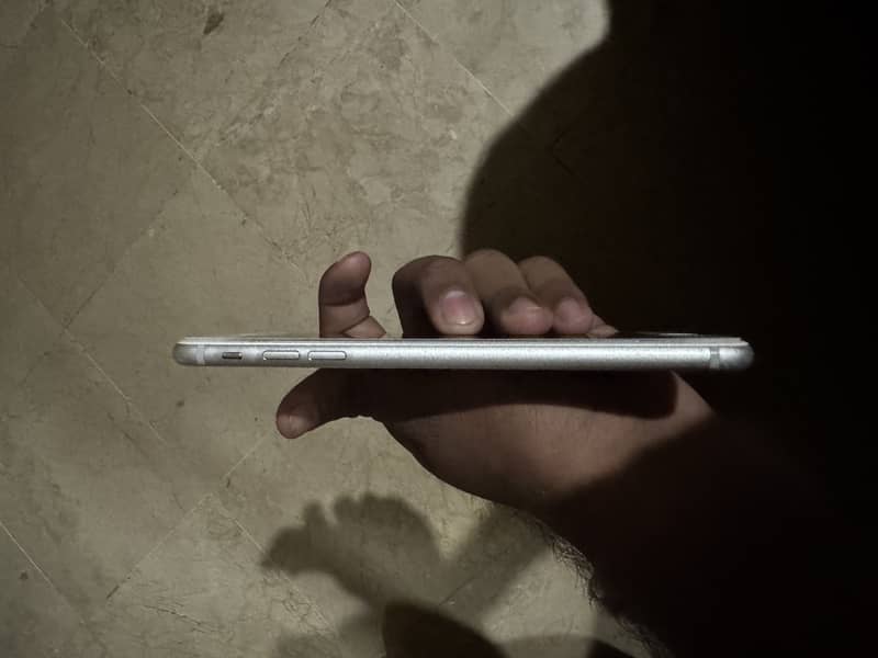 Apple iPhone 7 Plus 1