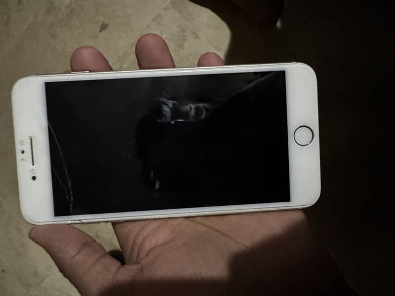 Apple iPhone 7 Plus 2