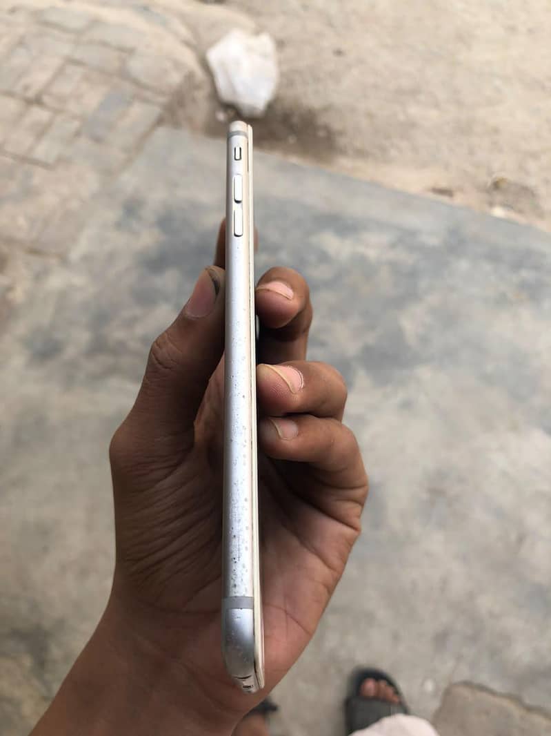 Apple iPhone 6S Plus 6
