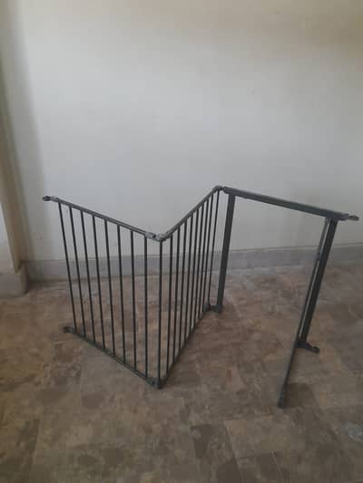 Child safety grill for stairs