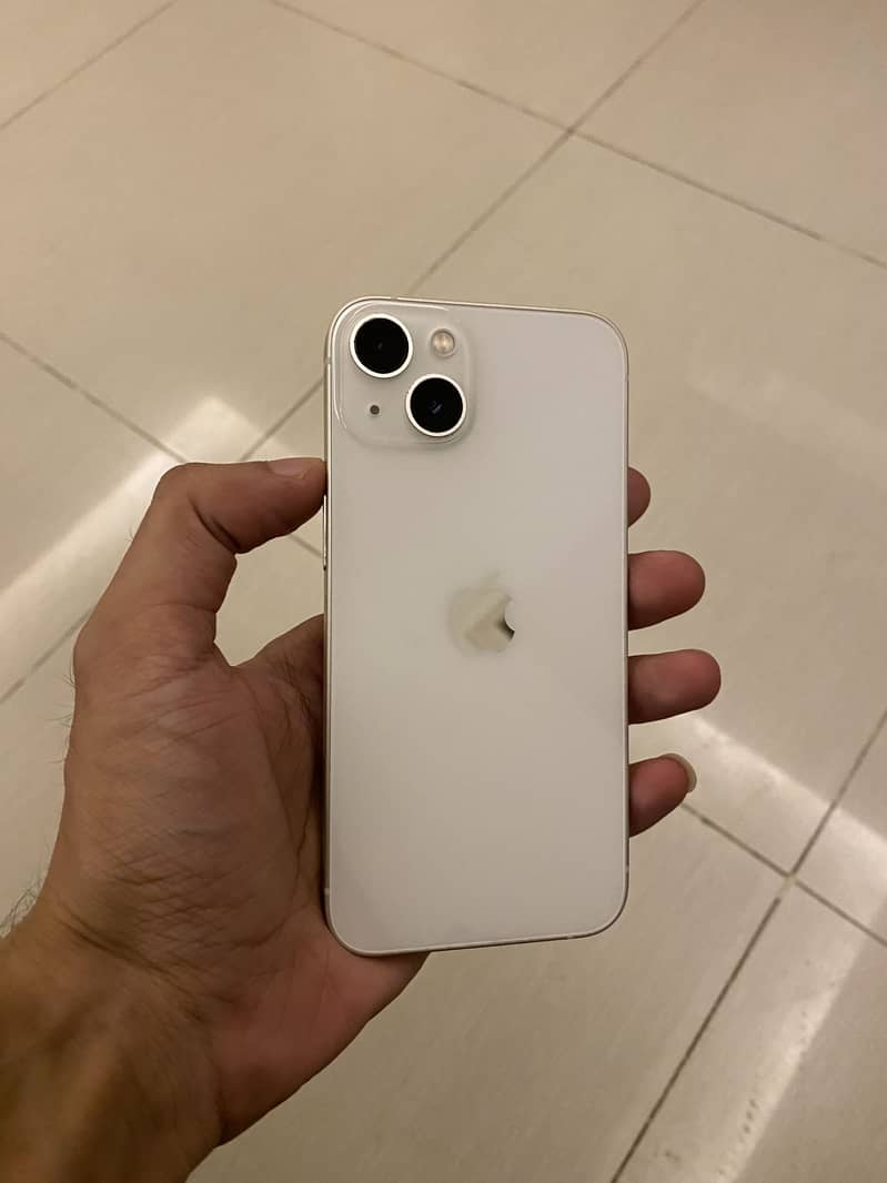 Apple iPhone 13 0