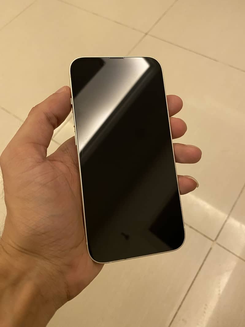 Apple iPhone 13 3