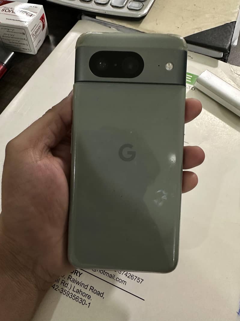 Google Pixel 8 1