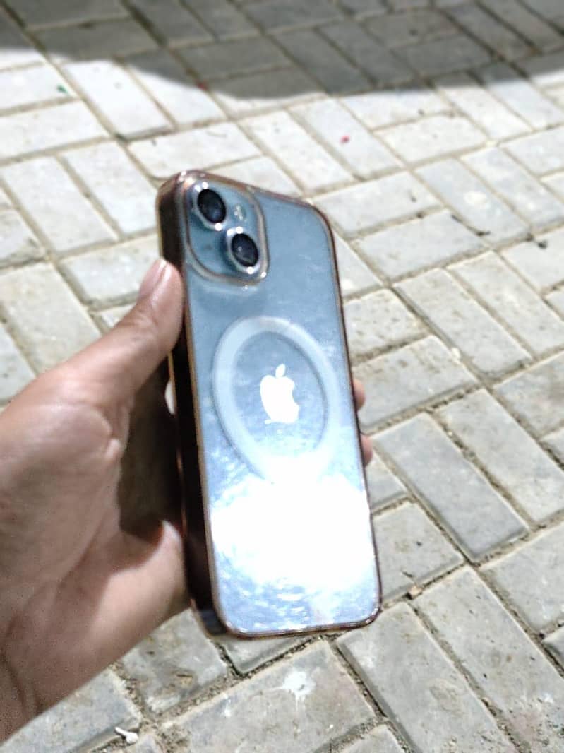 Apple iPhone 14 1