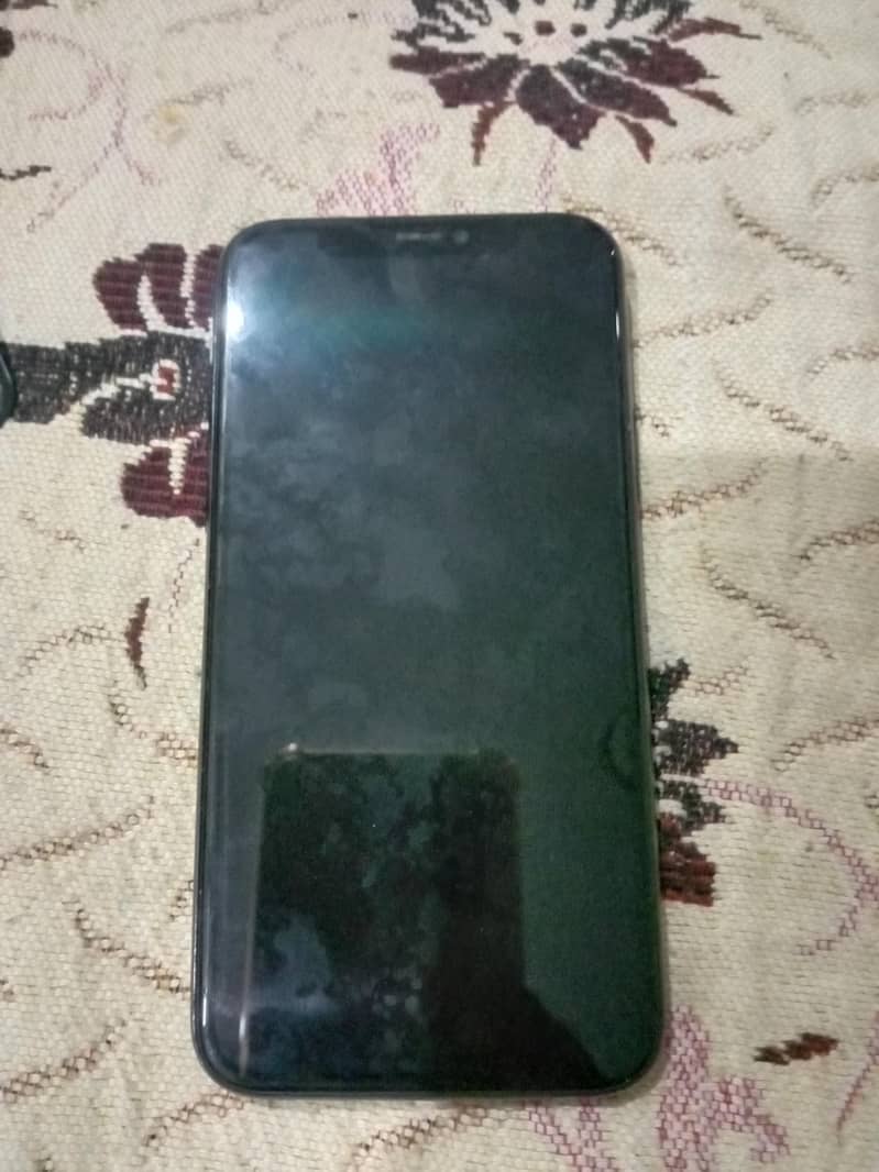Apple iPhone 11 Pro 1