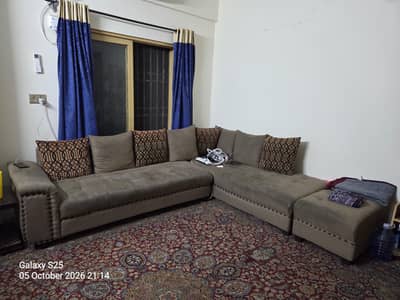 L Shape Sofa With Cushions