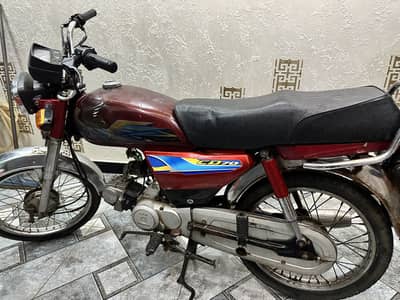 Honda CD 70 2018 Red Color