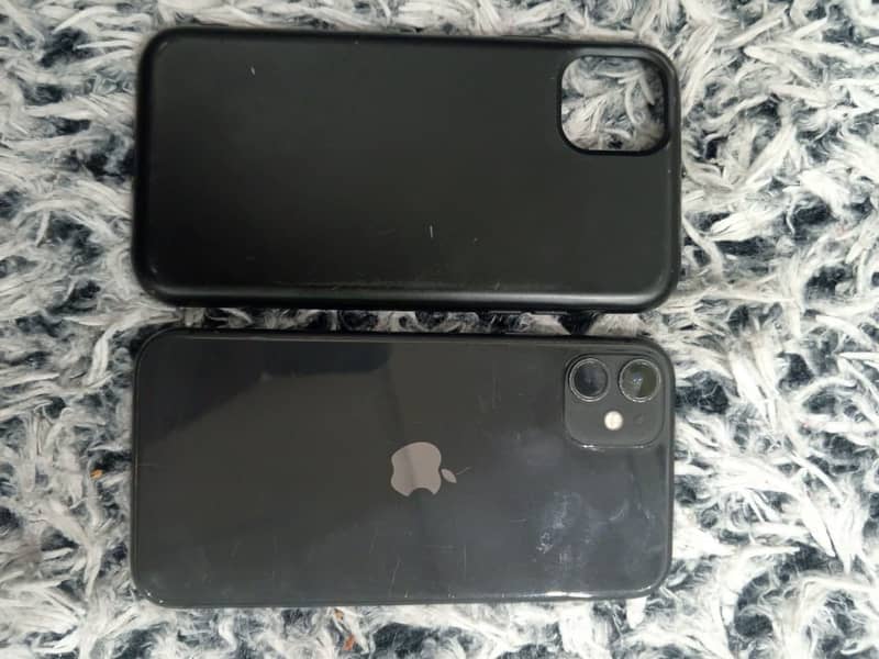 Apple iPhone 11 3