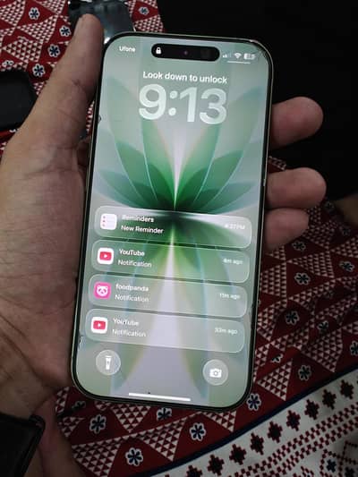 Apple iPhone 17
