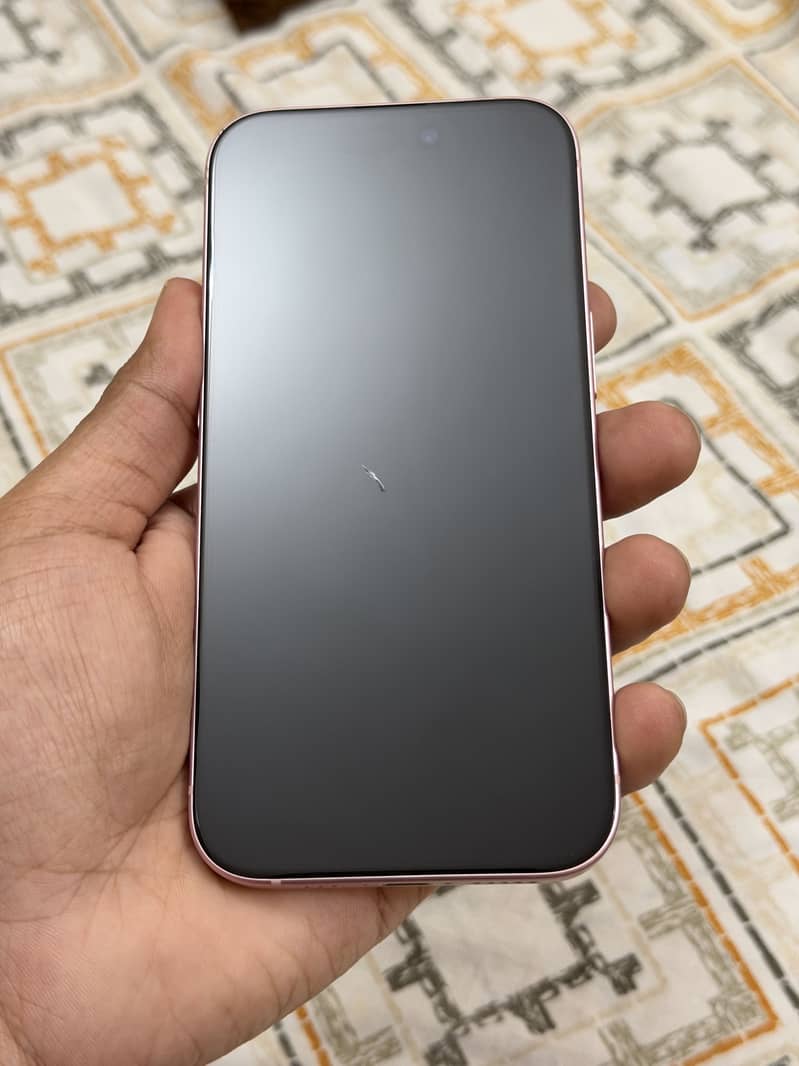 Apple iPhone 15 2
