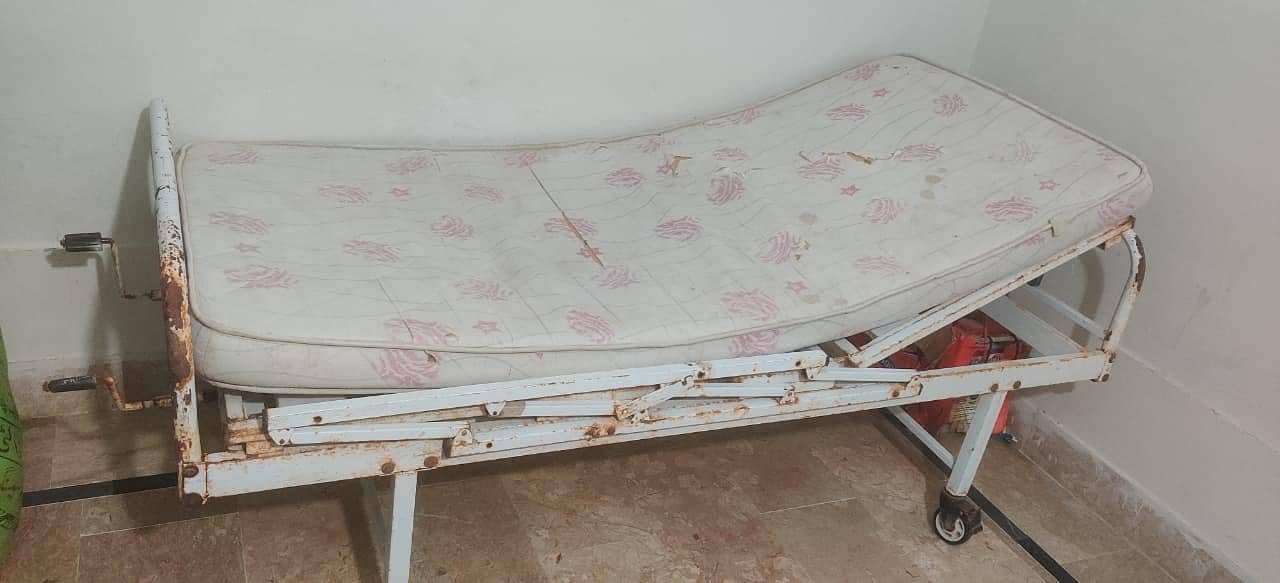 patient bed 1