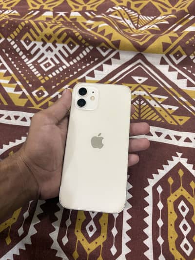 Apple iPhone 12