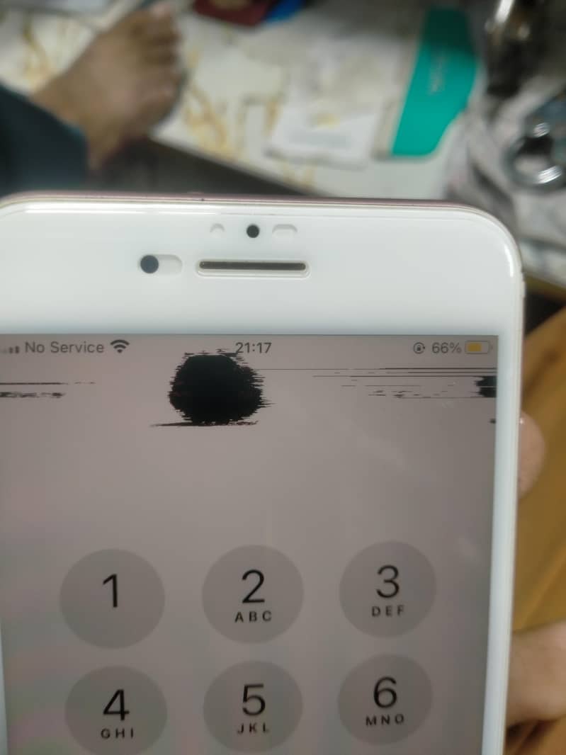 Apple iPhone 7 Plus 6