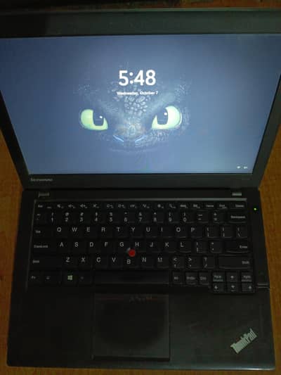 Lenovo ThinkPad X240, 4th Gen Core i7, 8GB RAM.