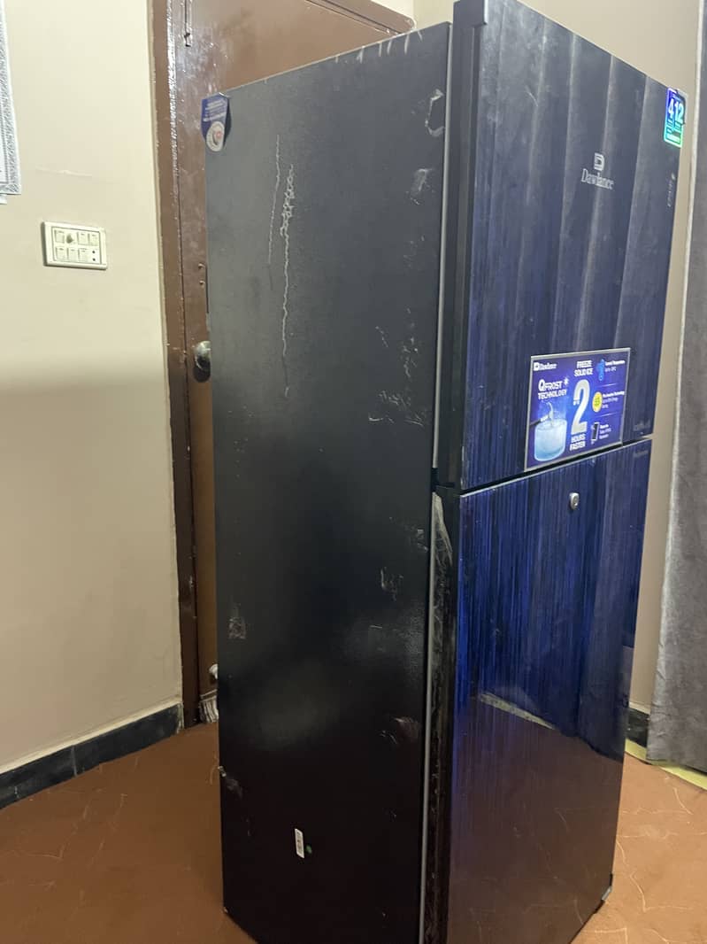 Refrigerator 0