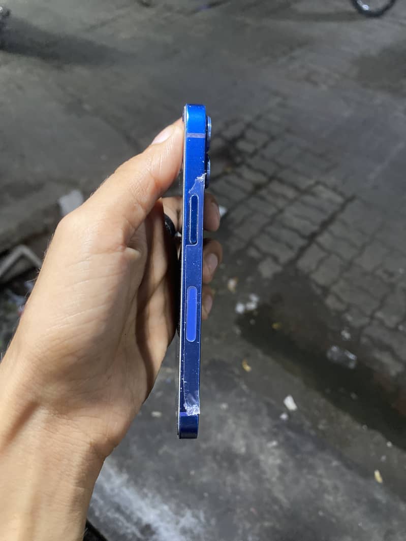 Apple iPhone 12 mini 2