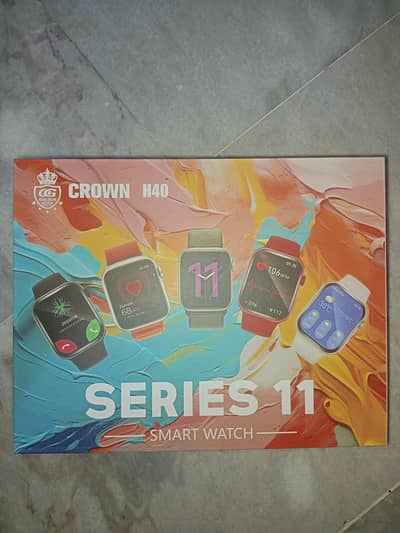 Smart Watch Complete Set – 7 Straps – Like New