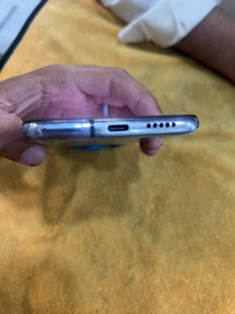 One Plus 7T 4