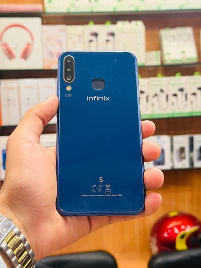 Infinix S4 03343999288