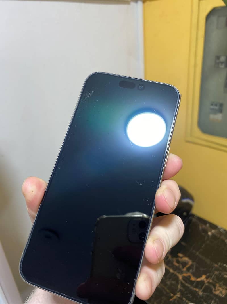 IPhone 15 pro max 0