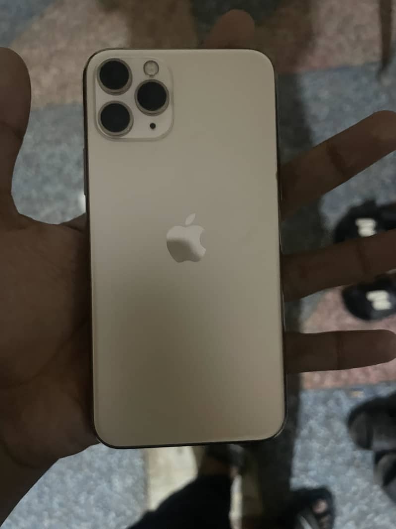 Apple iPhone 11 Pro 1