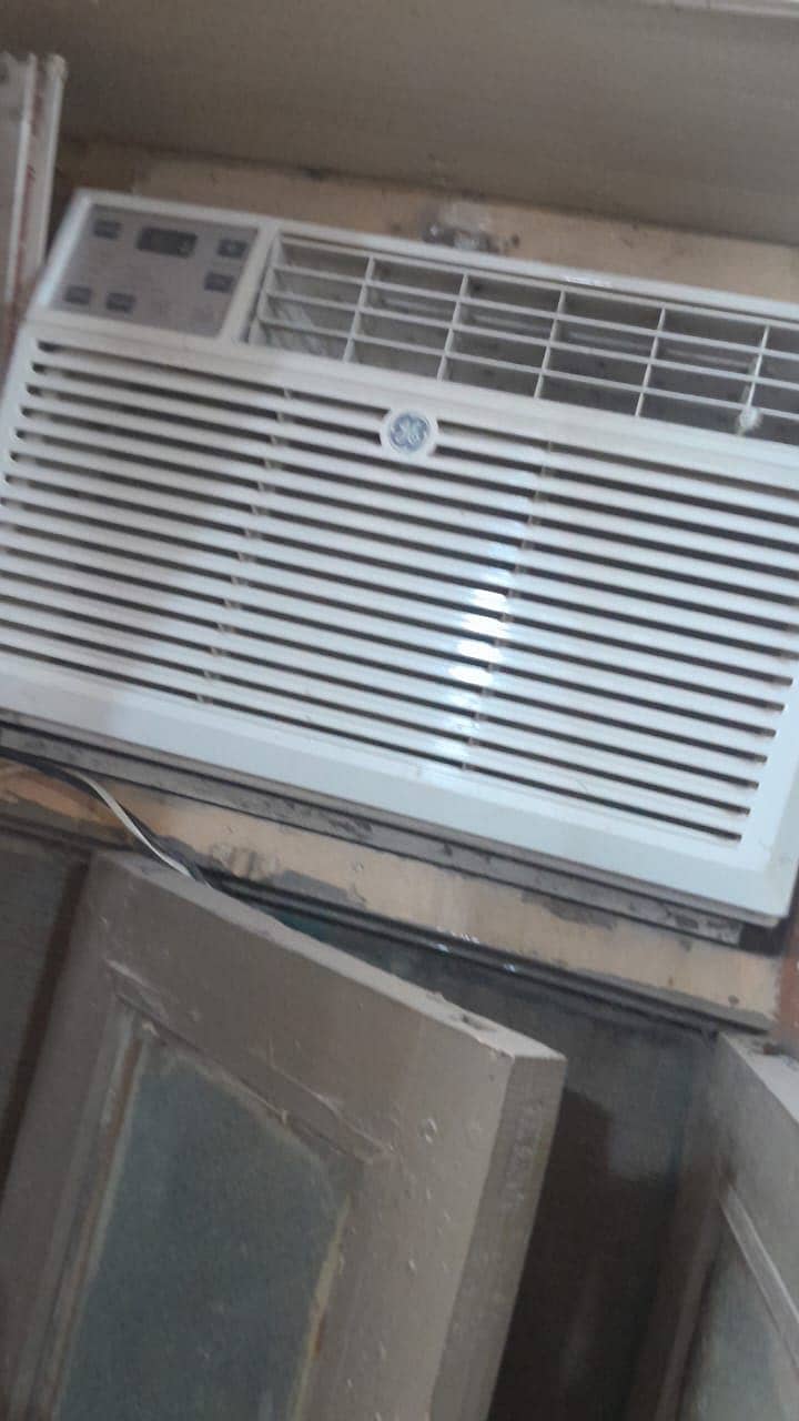 Window ac/ 1
