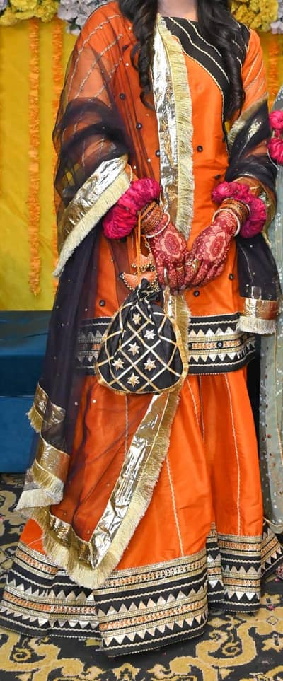mehndi dress garage shirt
