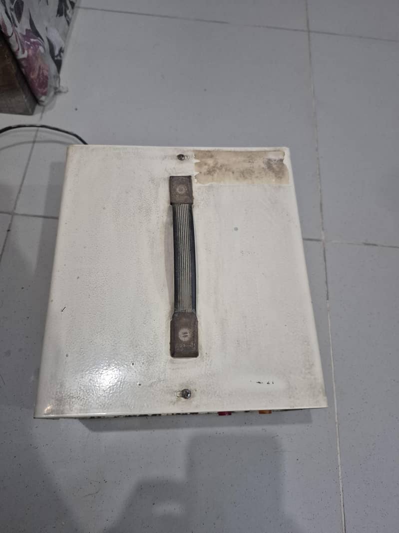 stablizer for fridge 1