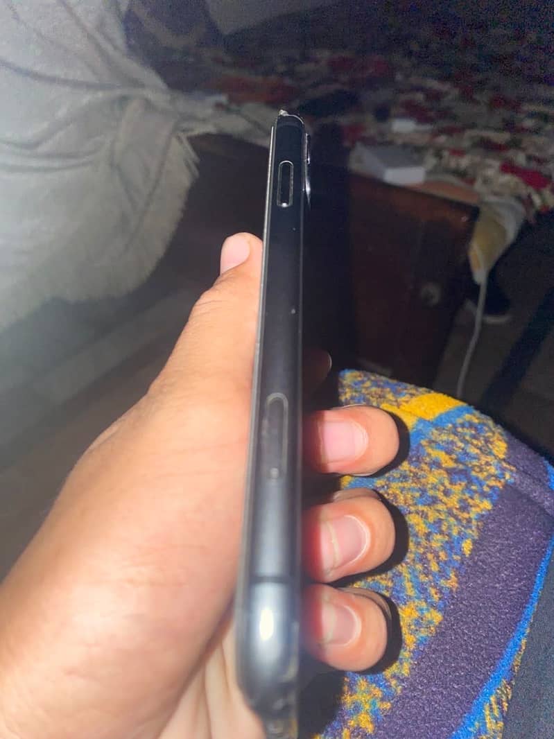 Apple iPhone 11 2