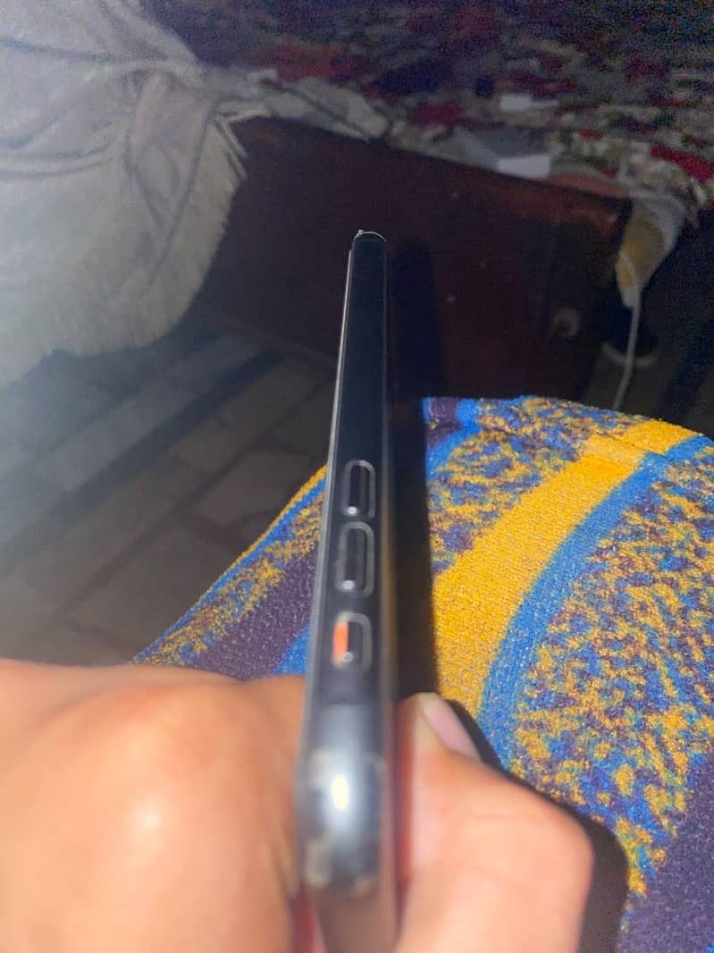Apple iPhone 11 10