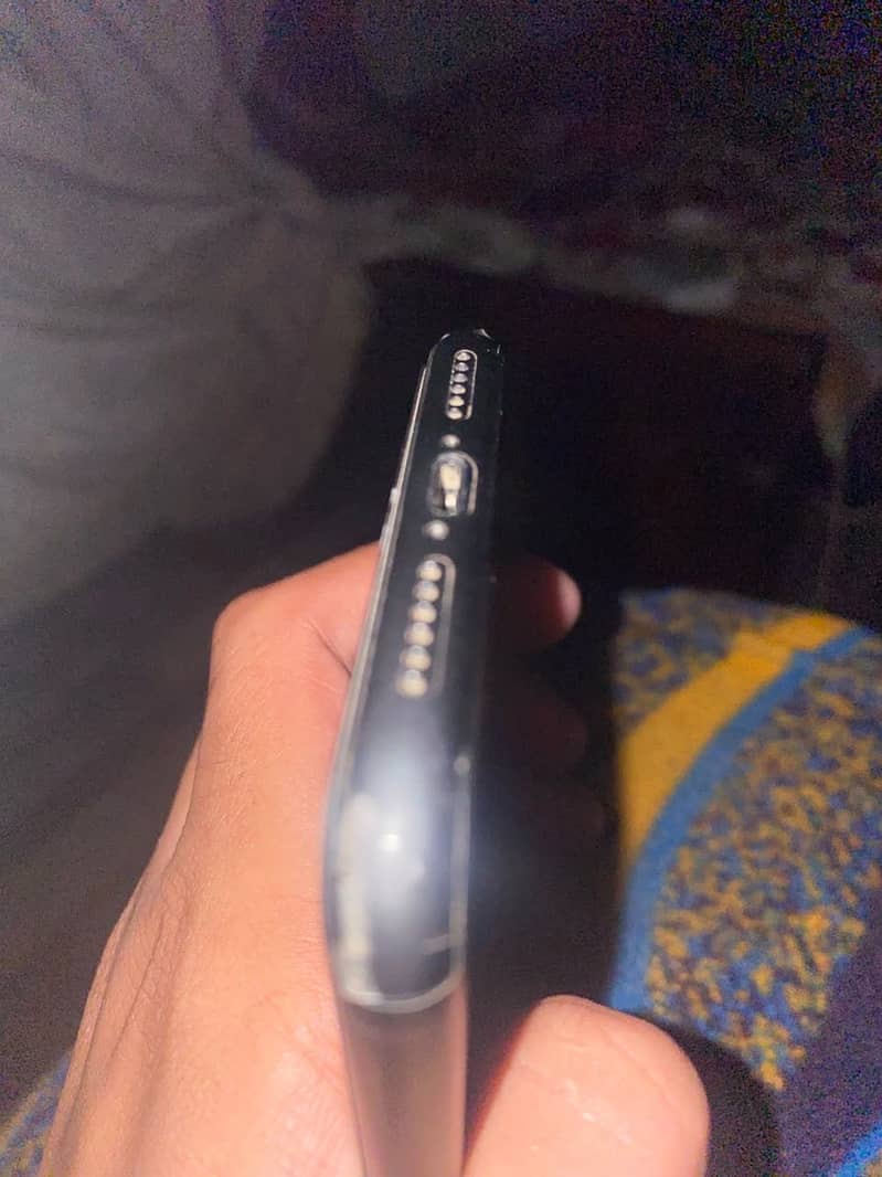 Apple iPhone 11 12