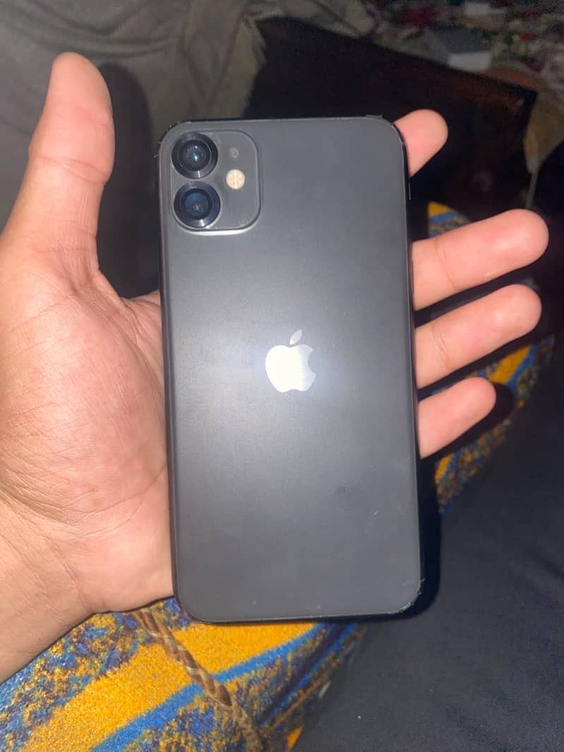 Apple iPhone 11 14