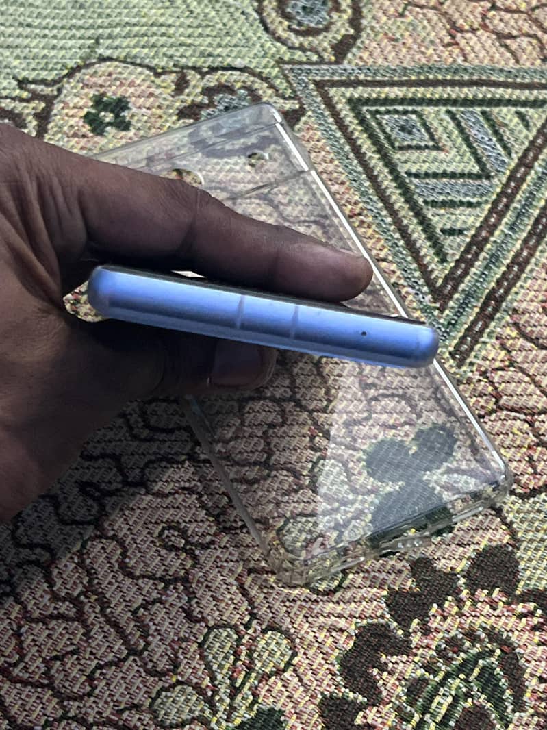 Google pixel 7a 3