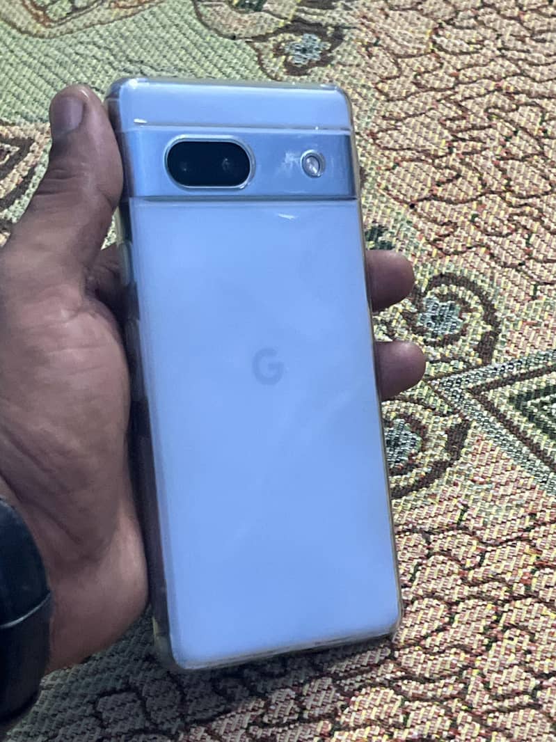 Google pixel 7a 4