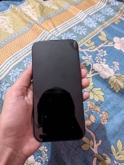 Apple iPhone 16