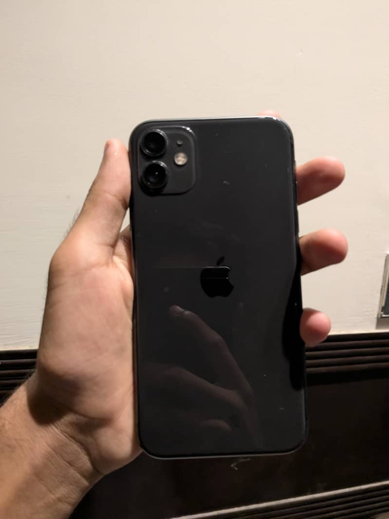 Apple iPhone 11 0