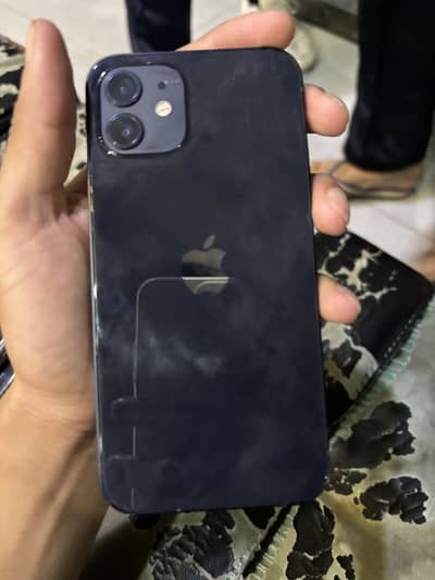Apple iPhone 12