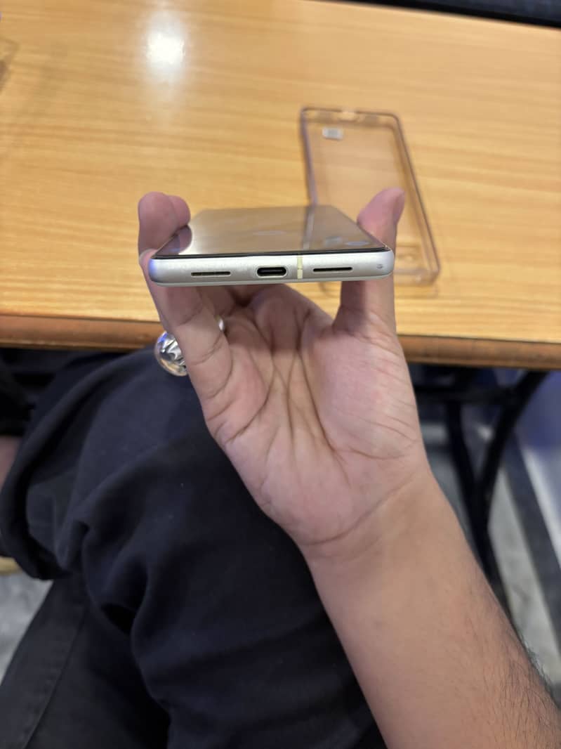 Google Pixel 7 3