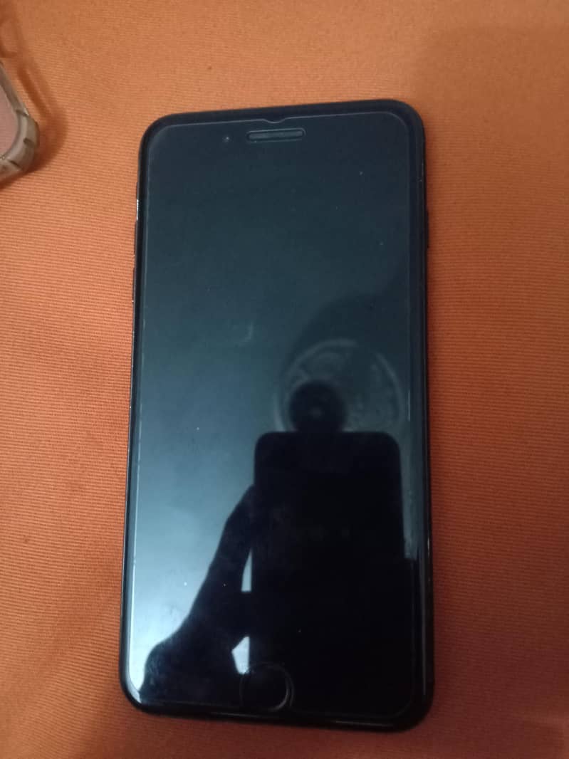 Apple iPhone 7 Plus 2