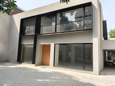 Gulberg Estate Offer,Prime Independent Commercial Unit Available On Main MM Alam Link Road Ideal For Office, Brand Outlet, Clinic, Salon, Software House, Gym, Cafe Or Corporate Setup.